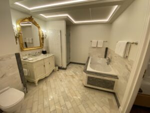 schloss leiser bathroom